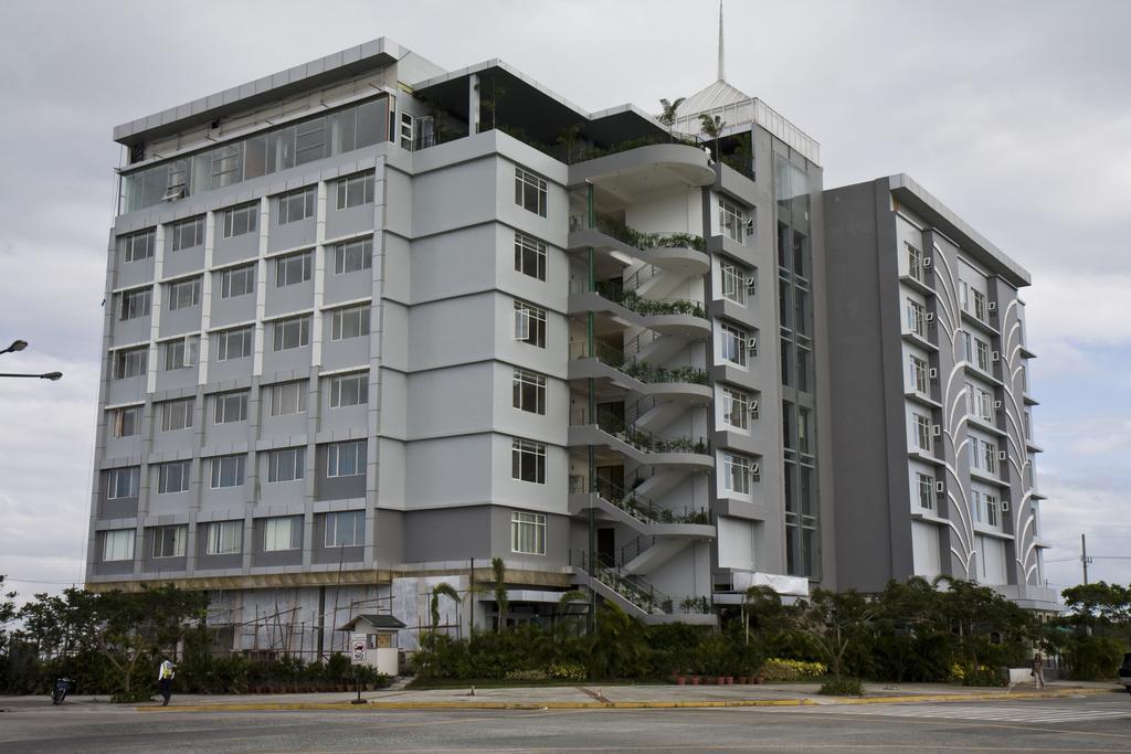 Paseo Premiere Hotel Santa Rosa  Bagian luar foto
