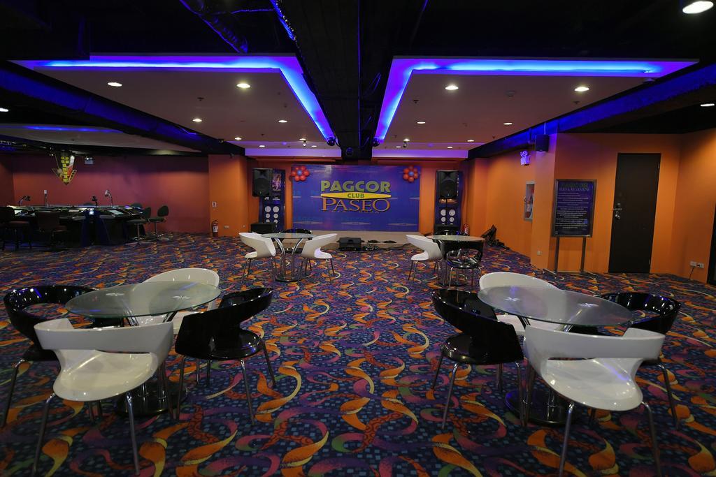 Paseo Premiere Hotel Santa Rosa  Bagian luar foto